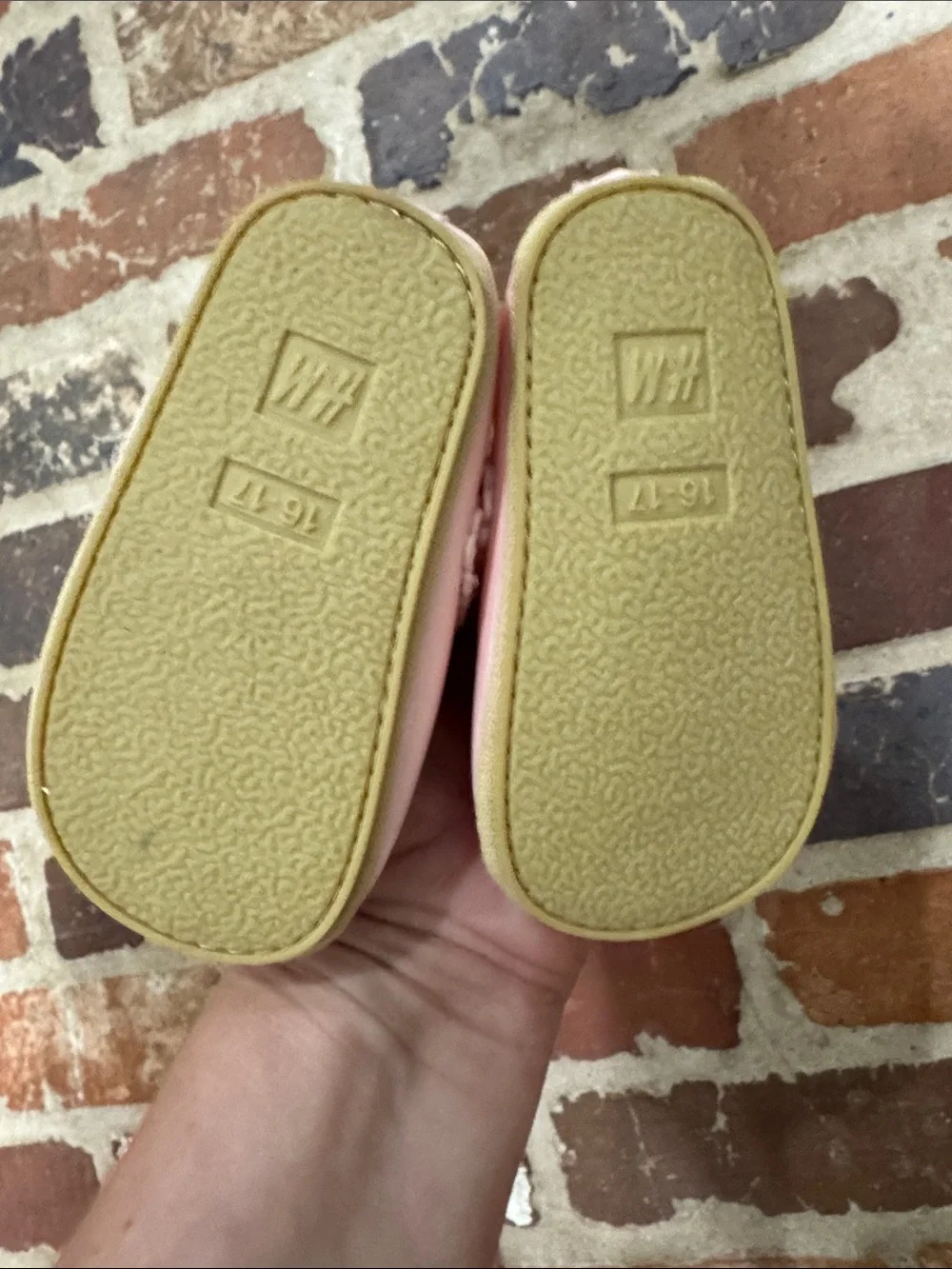 H&M Baby Girls Light Pink Patent Mary Jane Shoes